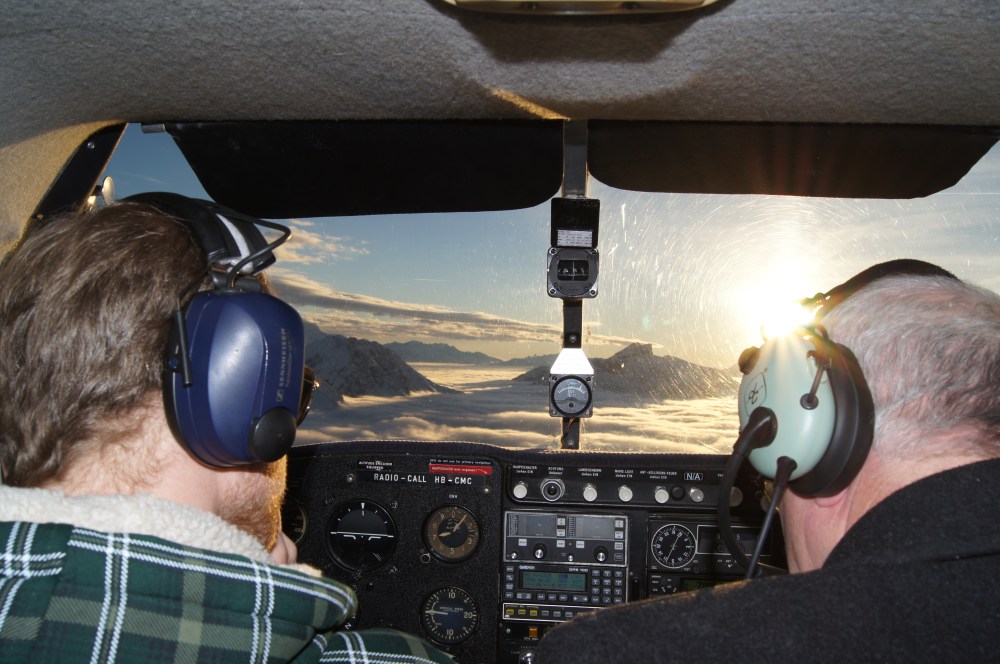 EASA illuminates a light at the horizon to look forward to - VFR on top in Switzerland